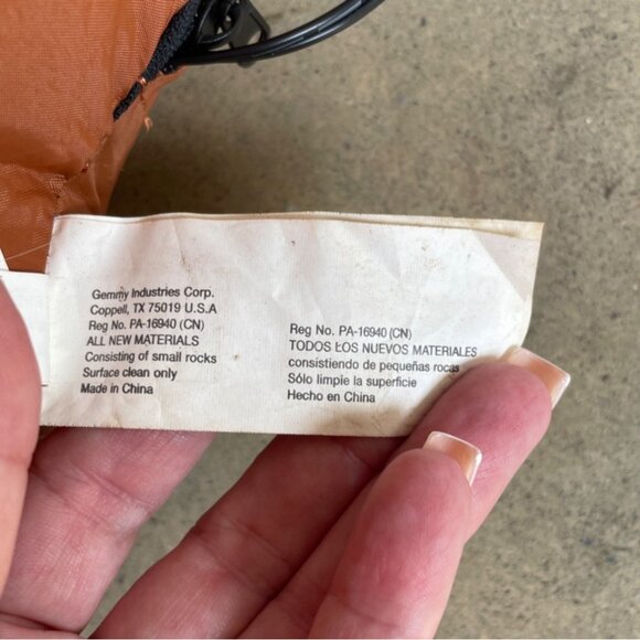 Gemmy Inflatable Scooby-Doo Christmas Yard Decor w Santa Hat Bone 5 ft Blow Up - Picture 6 of 6